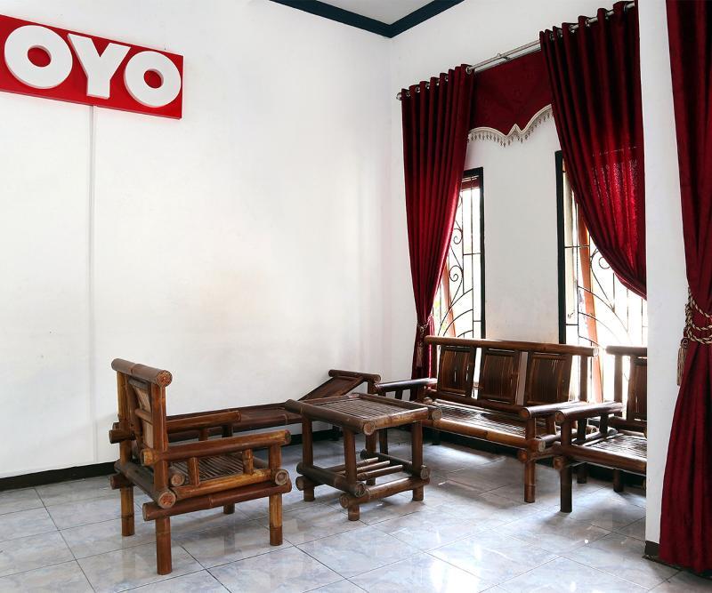 Reddoorz Syariah At Penginapan Eby Padang Εξωτερικό φωτογραφία