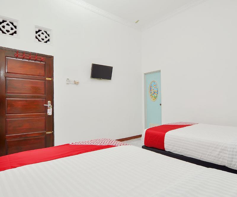 Reddoorz Syariah At Penginapan Eby Padang Εξωτερικό φωτογραφία