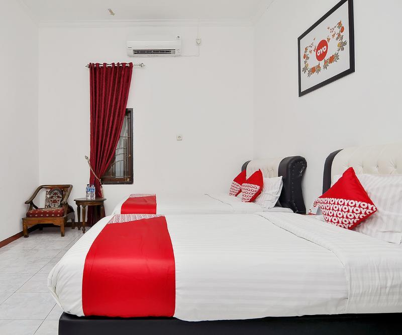 Reddoorz Syariah At Penginapan Eby Padang Εξωτερικό φωτογραφία